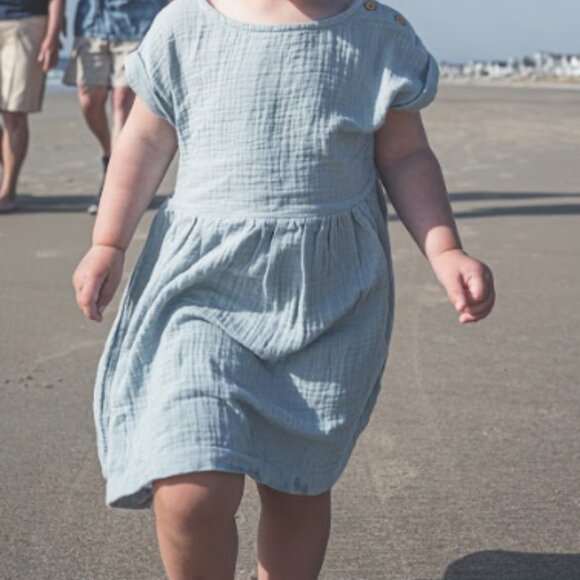 EUC Little Planet by Carter’s Organic Cotton Dress – 3T - Picture 1 of 5